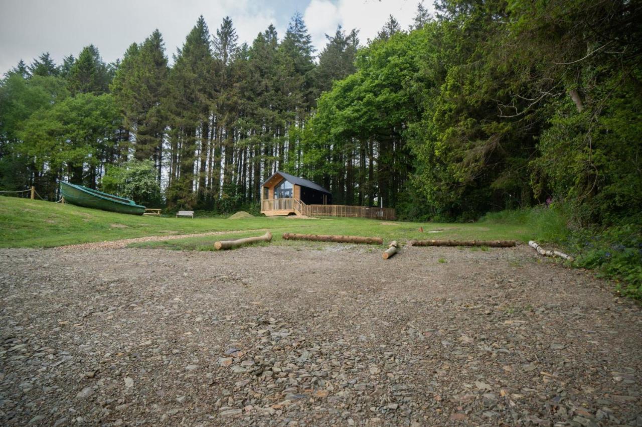 Cabin In The Woods - 1 Bedroom Lodge - Kilgetty Stepaside  외부 사진